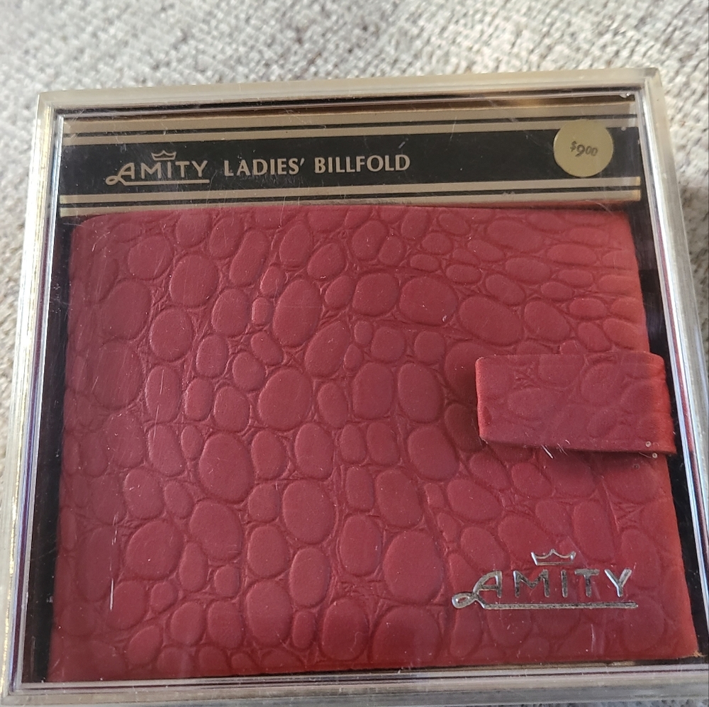 Vintage Amity Ladies Billfold